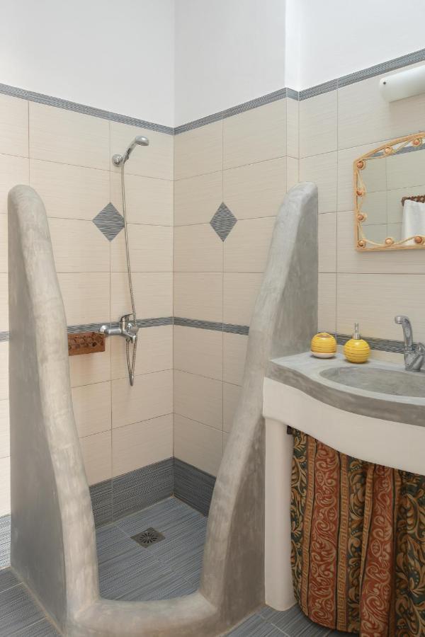 Gyrouli 1 Apartment Pera Gyalos ภายนอก รูปภาพ