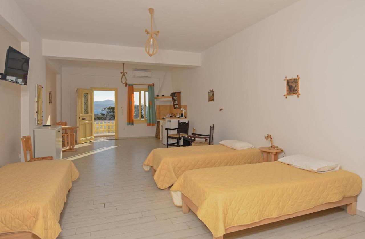 Gyrouli 1 Apartment Pera Gyalos ภายนอก รูปภาพ